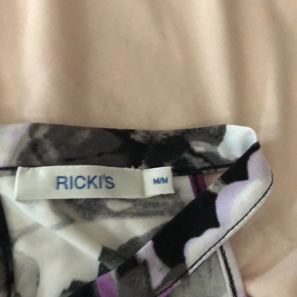 Floral Ricki’s tank top - Picture 3 of 3